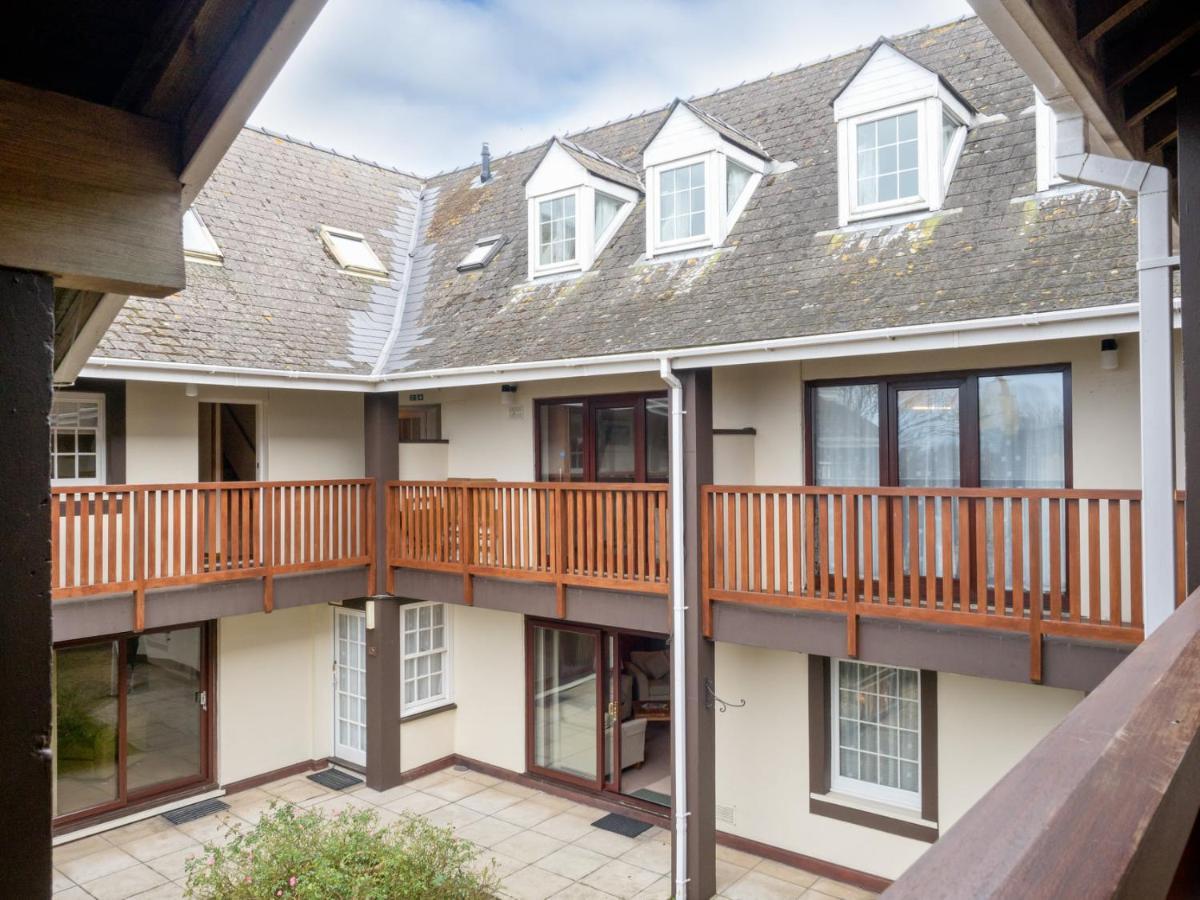 Aparthotel Galwad Y Mor à Saint David's Extérieur photo