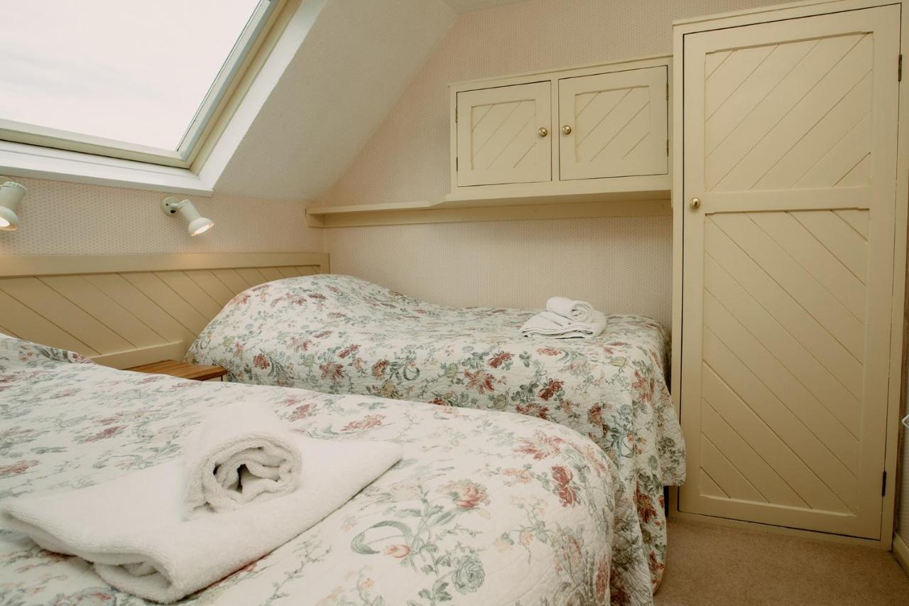 Aparthotel Galwad Y Mor à Saint David's Extérieur photo